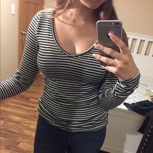 Hollister long sleeve top